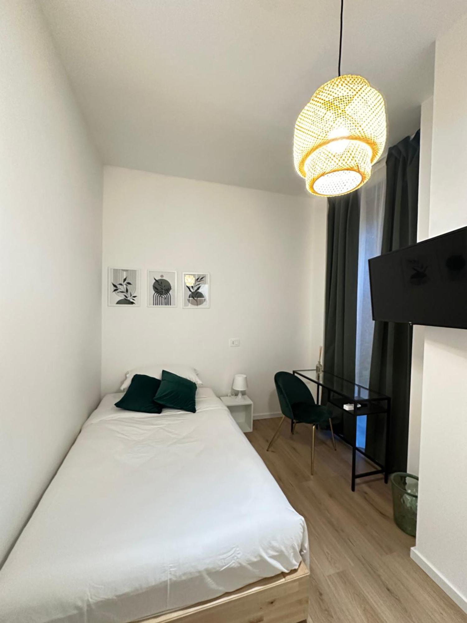 Il Balcone Nel Parco - Stanze Con Bagno Privato Maison d'hôtes *