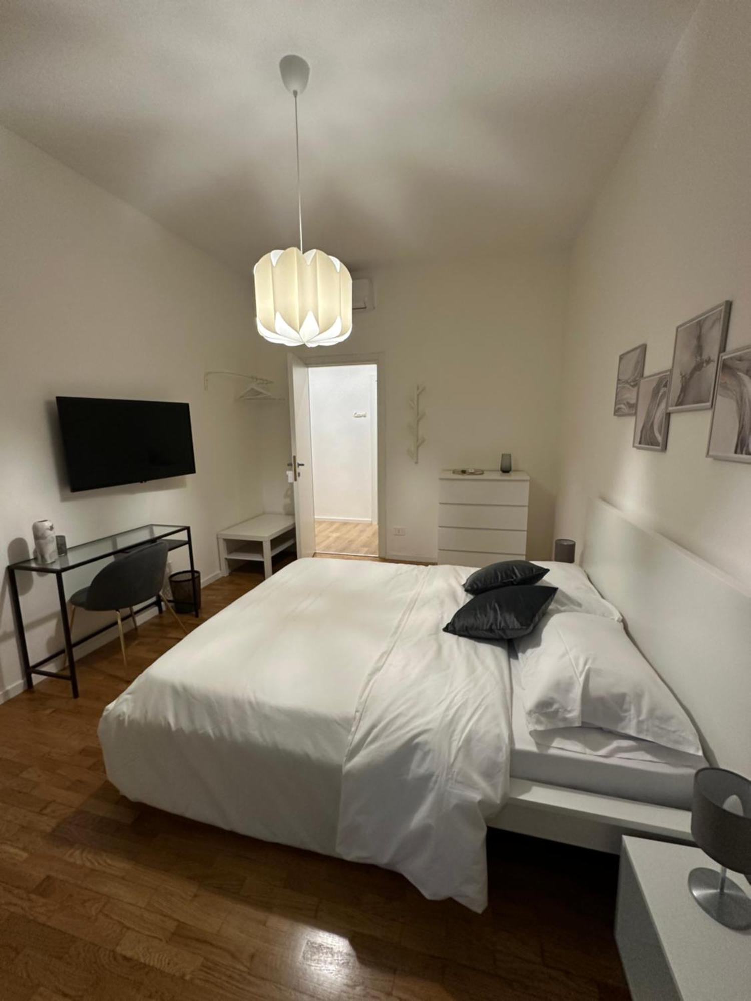 Il Balcone Nel Parco - Stanze Con Bagno Privato * San Donato Milanese