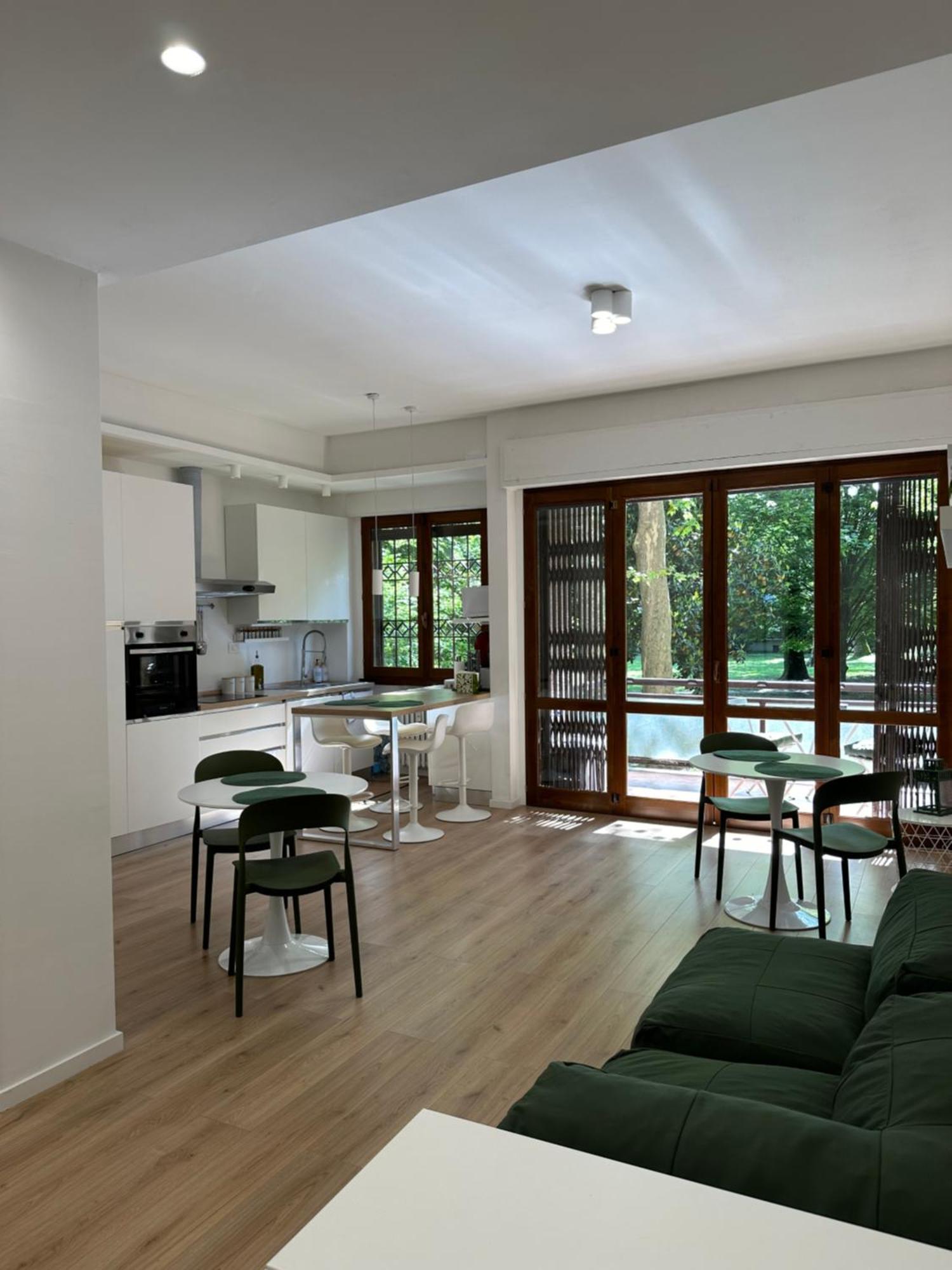 Pensión Il Balcone Nel Parco - Stanze Con Bagno Privato